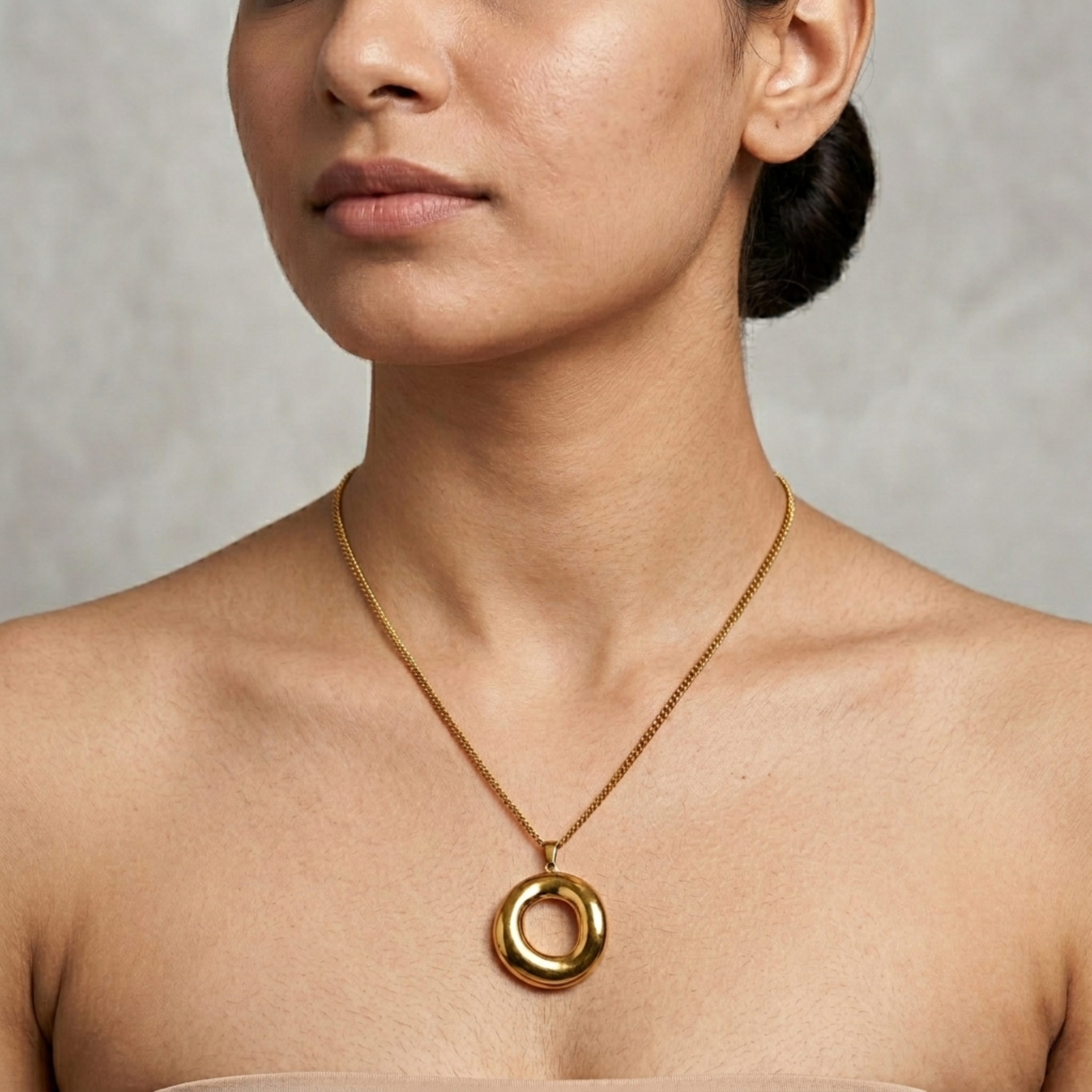 18K Gold Plated Geometric Circle Pendant Necklace for Women