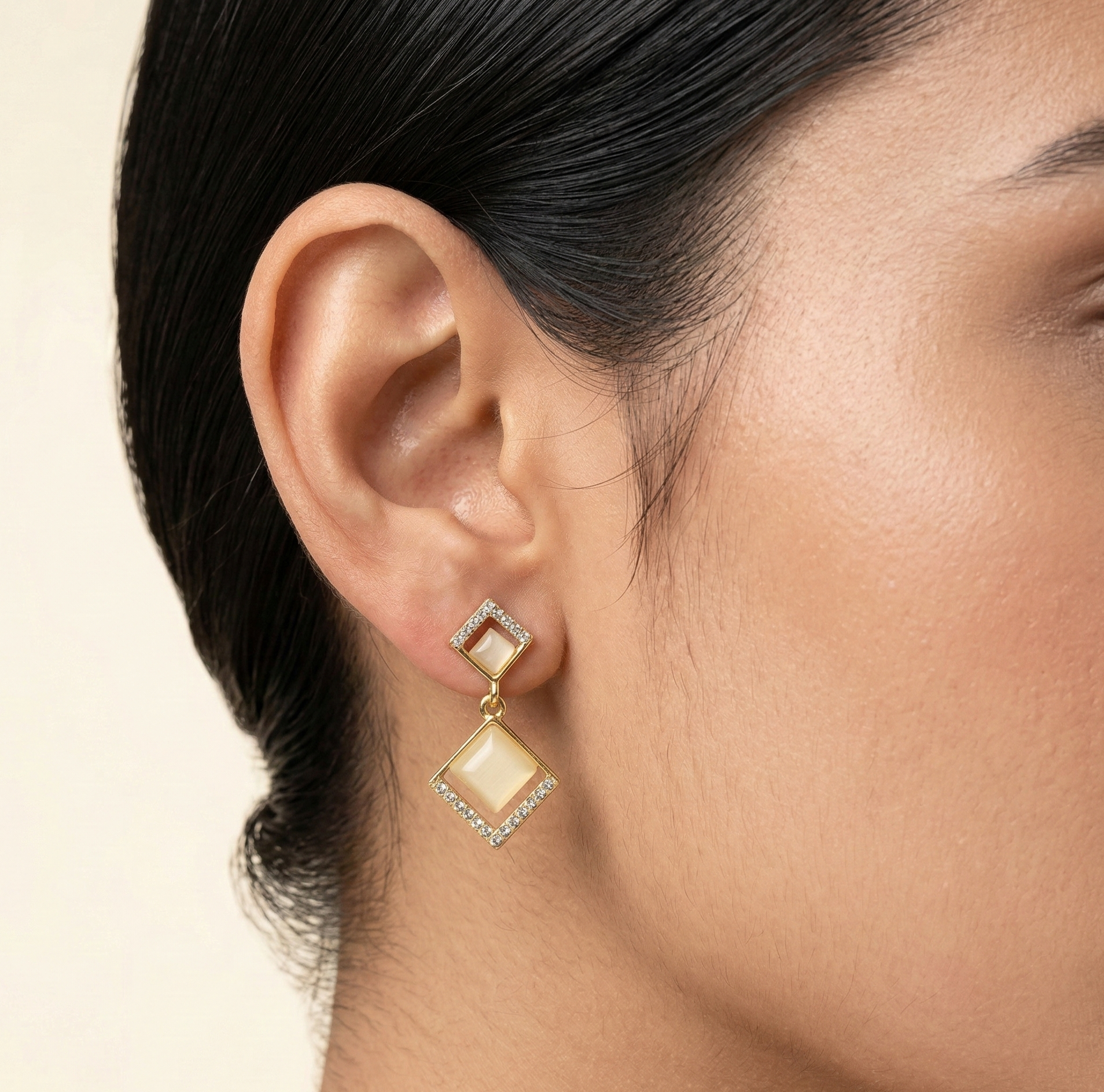 White Opal Crystal Dangle Earrings Gold Tone Alloy for Women