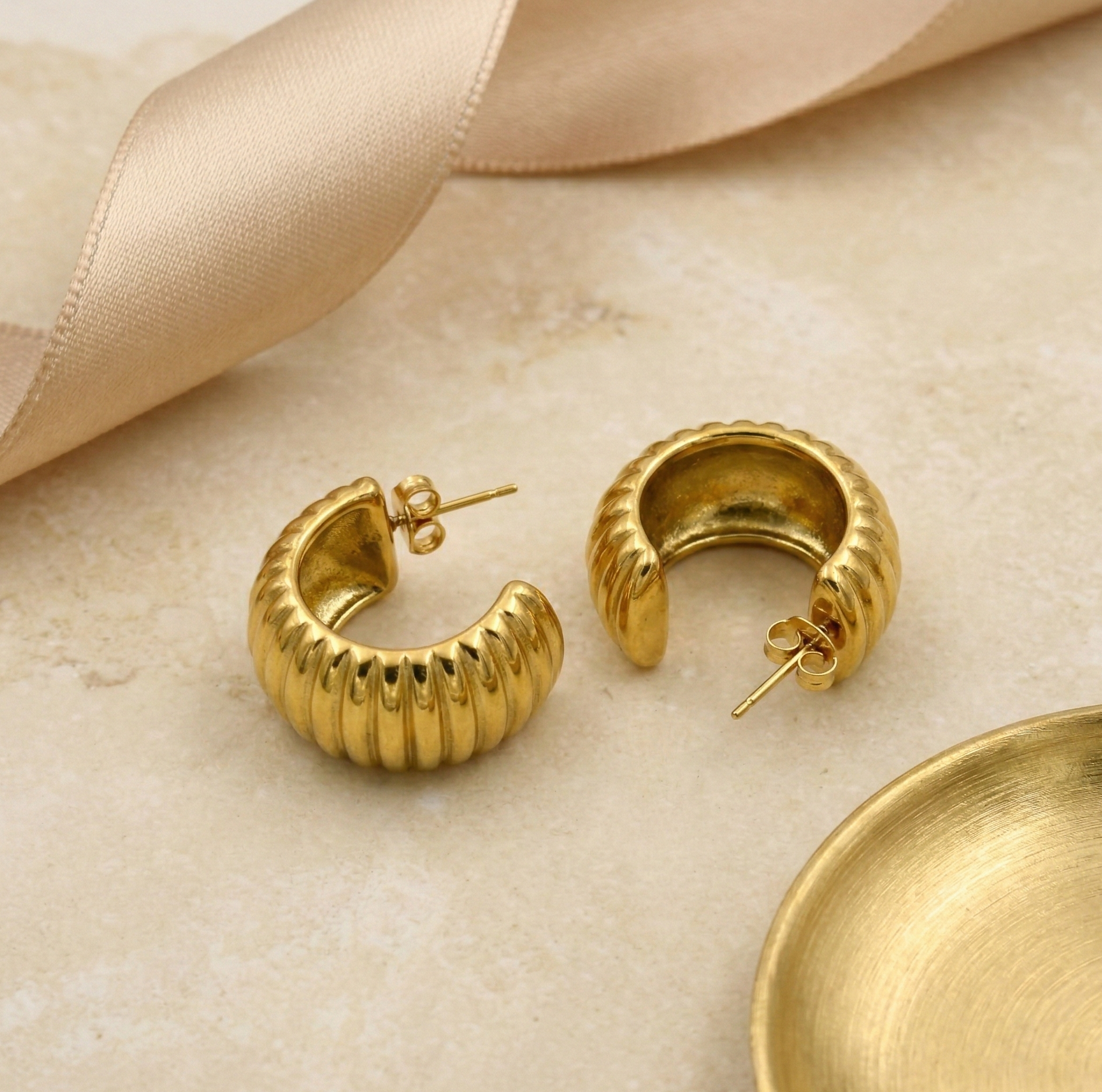Chunky Striped C Hoop Earrings 18K Gold PVD Plated 316L Stainless Steel