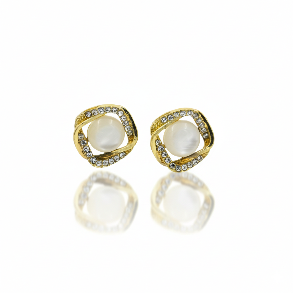 Freshwater Pearl Stud Earrings Zircon