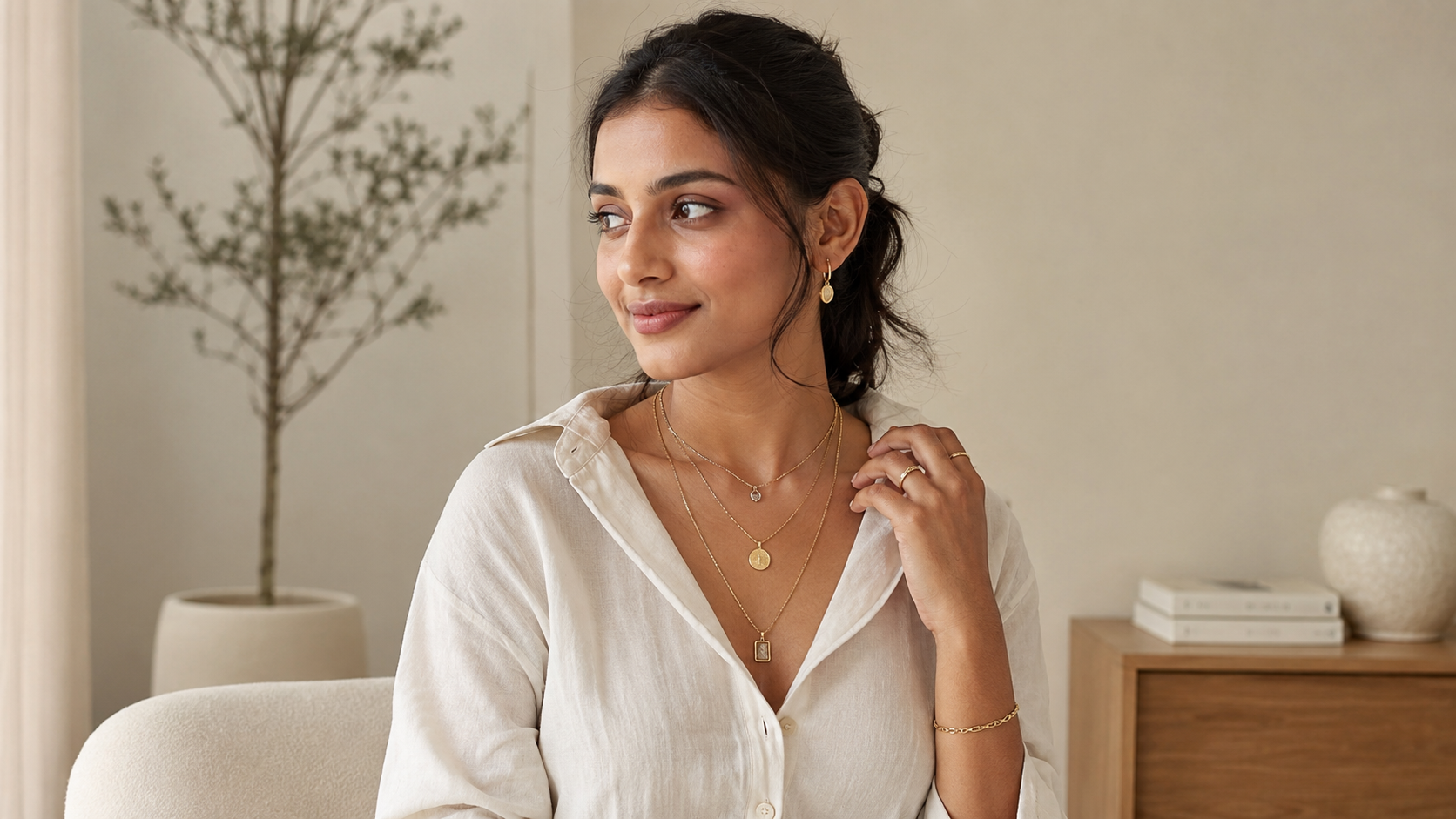 How to Style Jewellery: Layering, Matching, and Daily Wear Tip