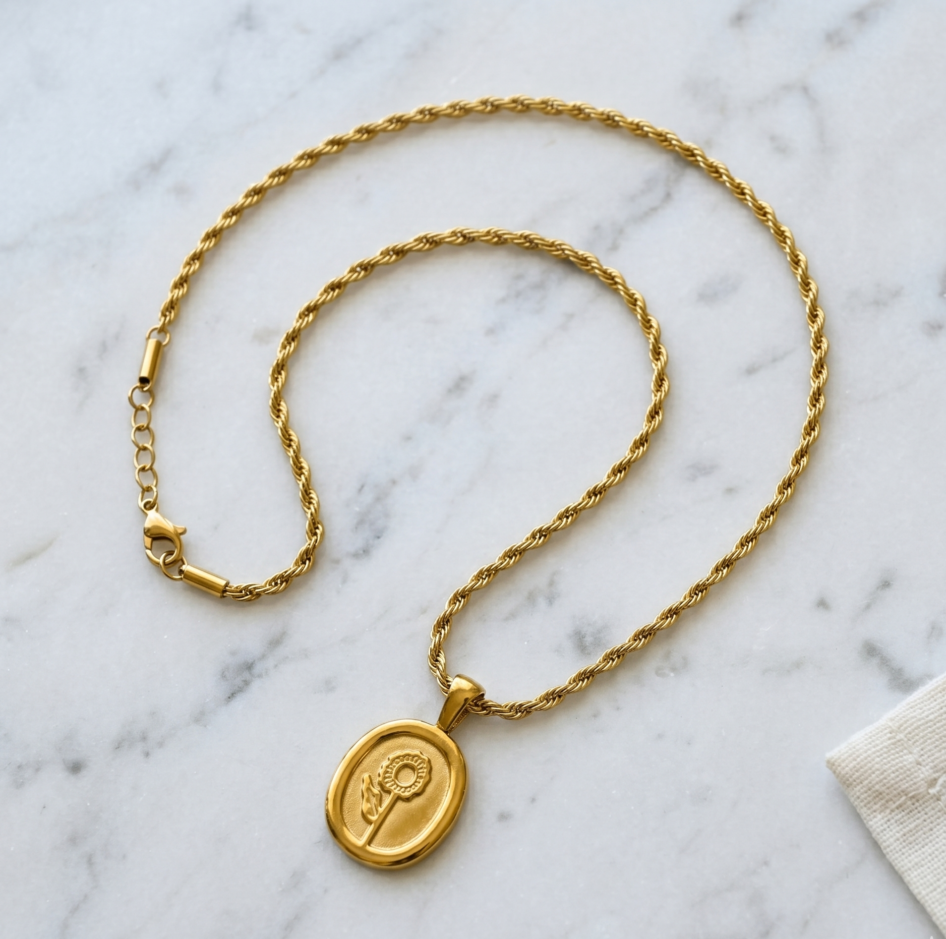 18K Gold Sunflower Pendant Rope Chain Necklace for Women