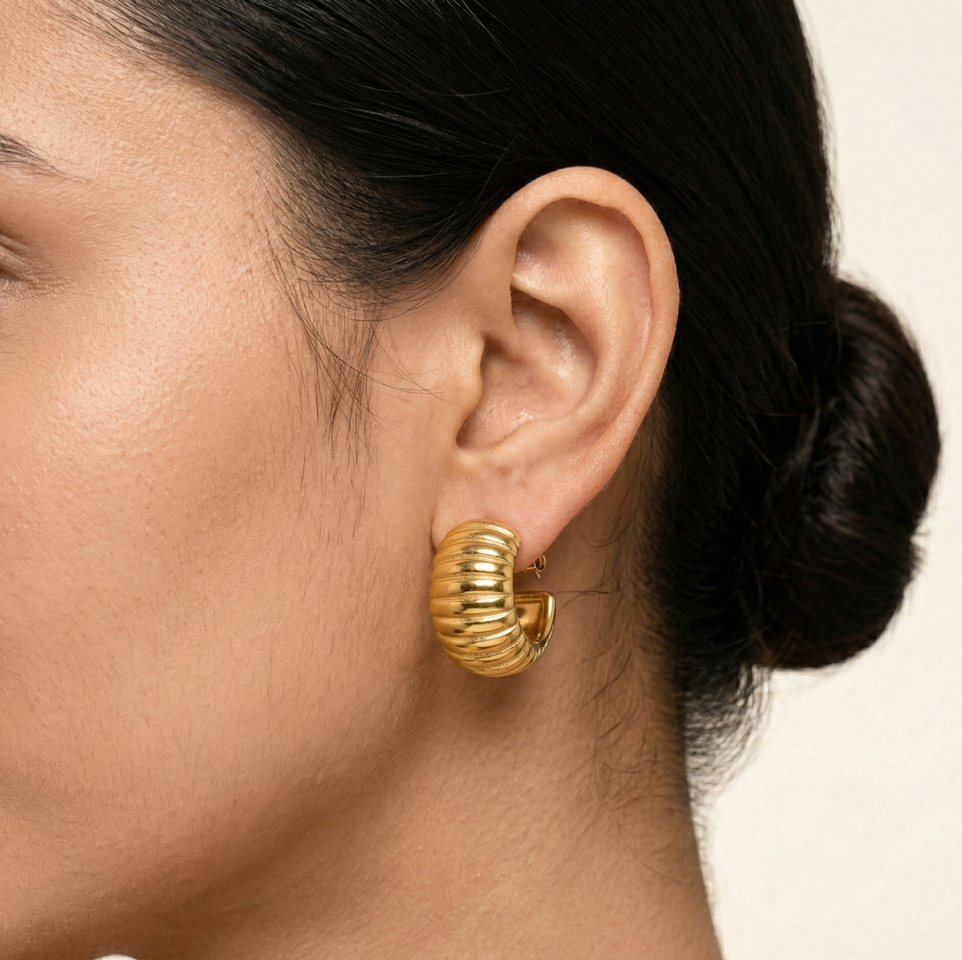 Chunky Striped C Hoop Earrings 18K Gold PVD Plated 316L Stainless Steel