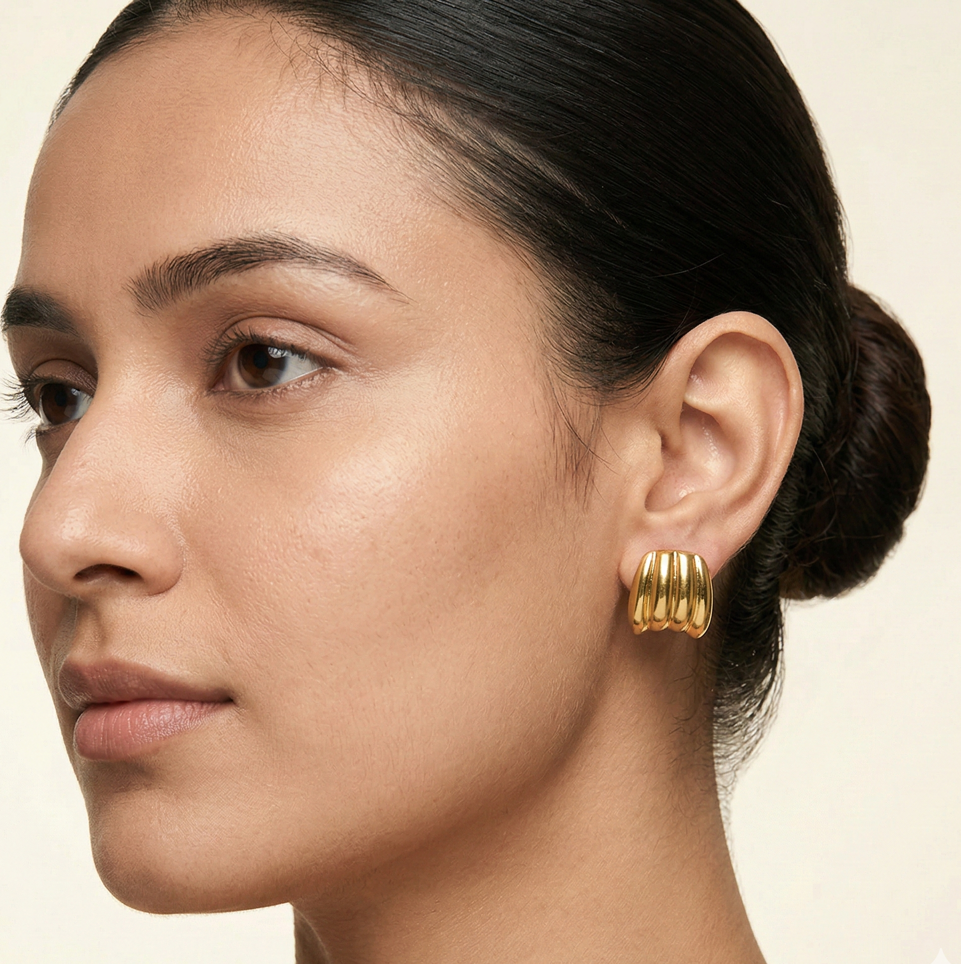 18K Gold Plated Ribbed Stud Earrings in 316L Stainless Steel