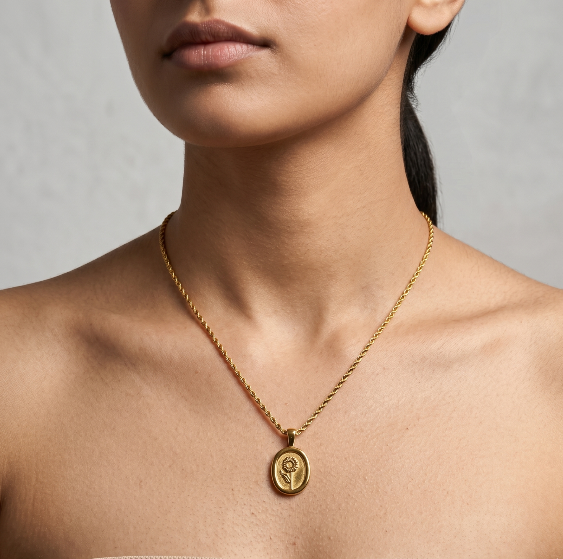 18K Gold Sunflower Pendant Rope Chain Necklace for Women