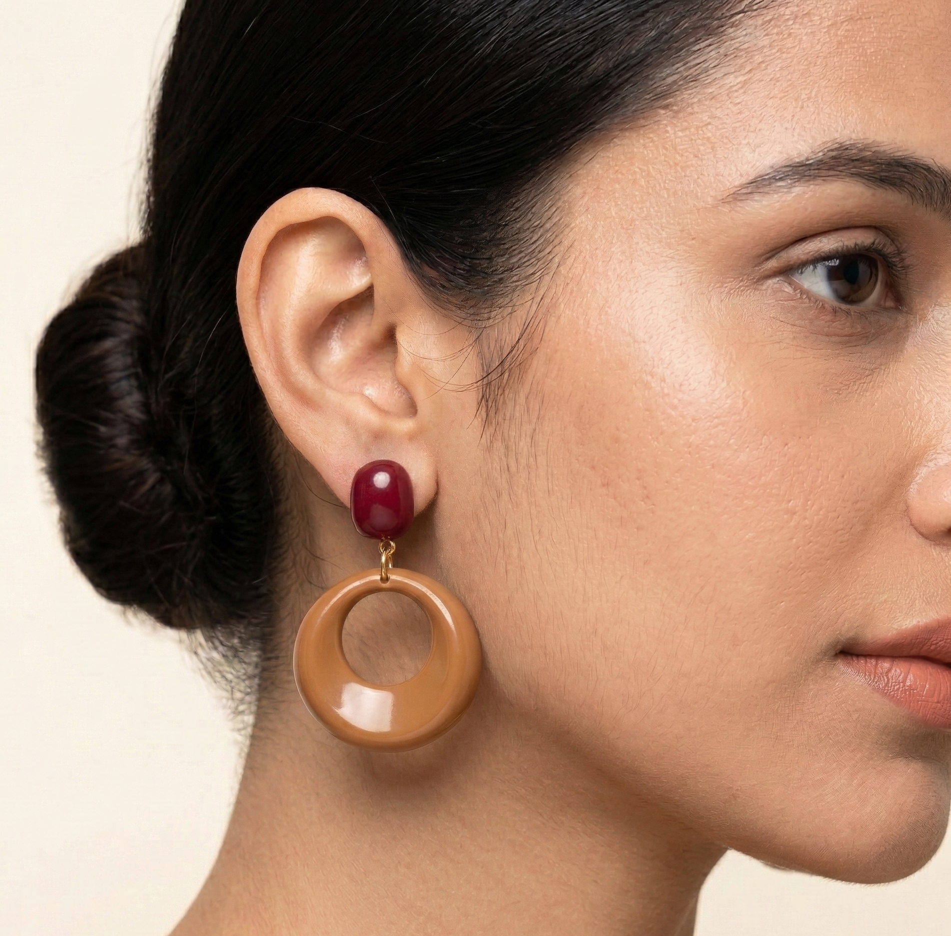 Burgundy and Caramel Resin Oval Drop Earrings Gold Tone Studs