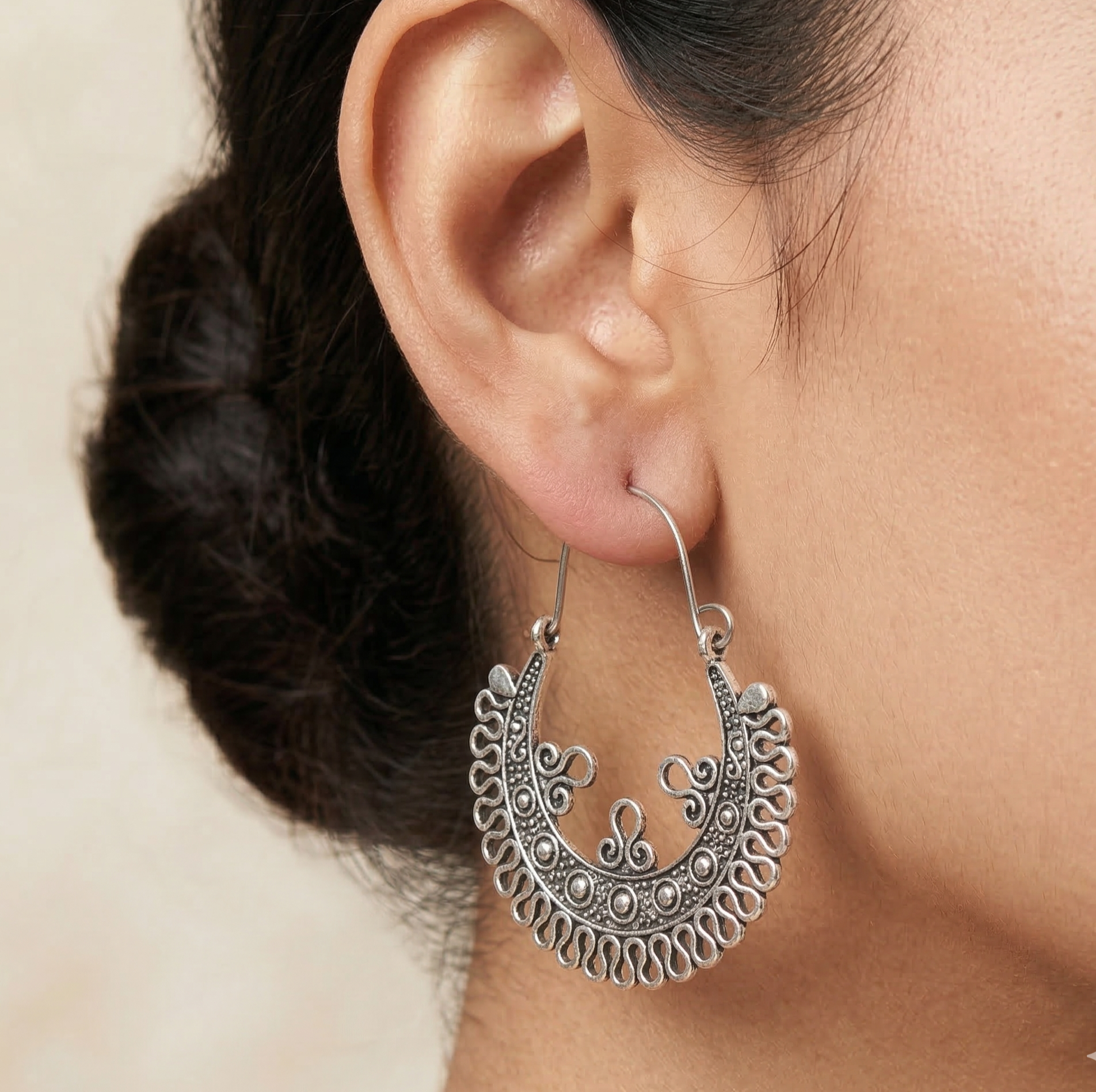 Antique Silver Carved Hoop Earrings Boho Ethnic Style
