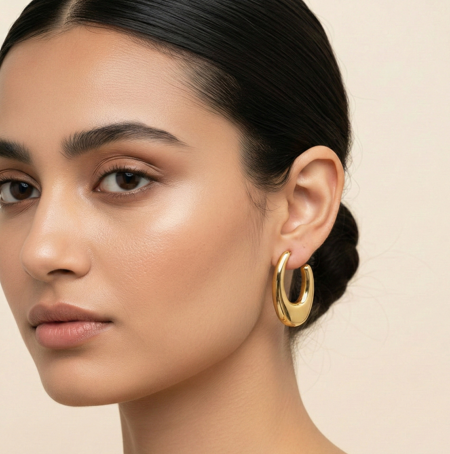 18K Gold Plated U Shape Hoop Earrings in 316L Stainless Steel
