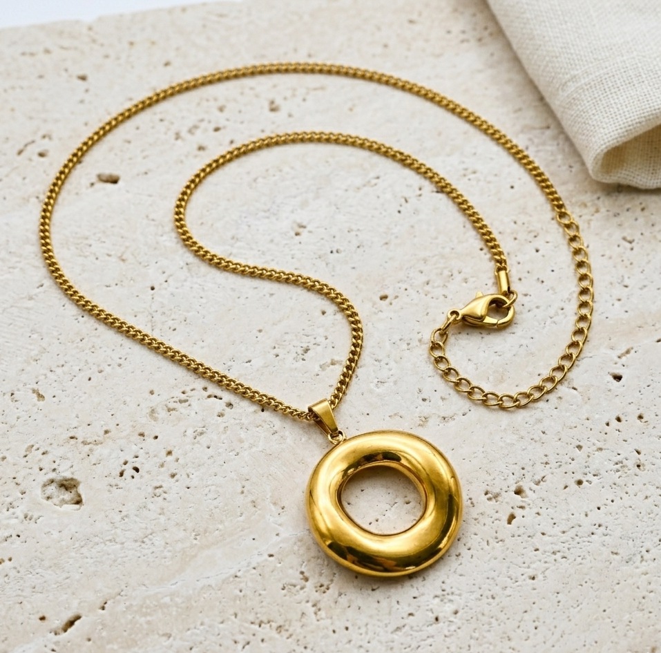 18K Gold Plated Geometric Circle Pendant Necklace for Women