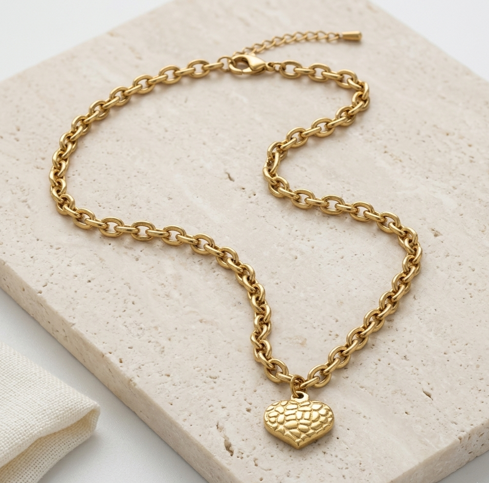 18K Gold Textured Heart Pendant Necklace for Women – Chunky Chain Charm Necklace