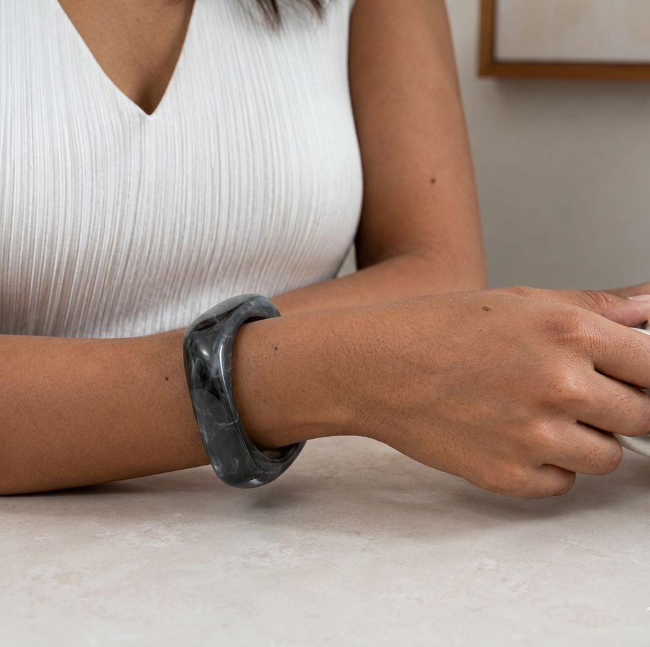Black Chunky Geometric Resin Bangle Bracelet for Women